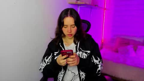 emily_lindey online show from November 30, 3:43 am