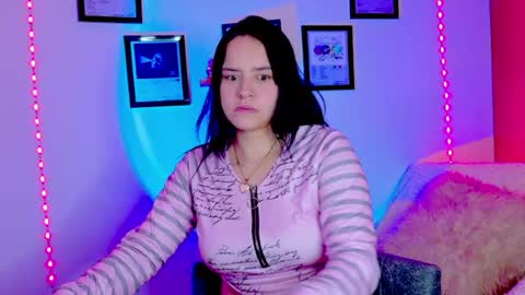 Emily Lindey online show from July 23, 7:16 am