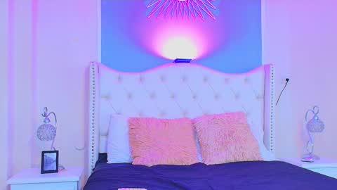 Emily online show from October 26, 2:18 am