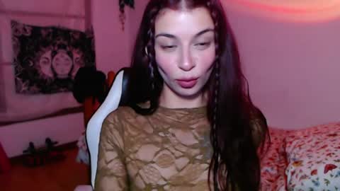 Emily online show from August 6, 9:33 pm