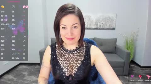Snapshot of emily_midlton chatting on February 28, 7:26 am Emily online show from February 28, 7:26 am