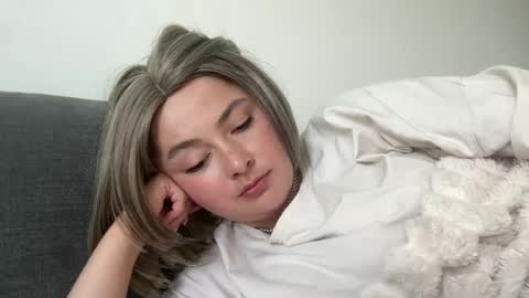 emily_morning_dew online show from July 21, 11:00 am