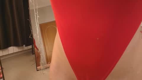 emily_relishh online show from January 8, 1:15 pm