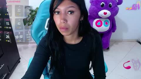       online show from May 11, 12:07 pm