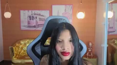 emily_smith_t online show from July 6, 12:32 pm