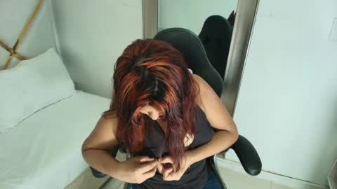 Emily Sofia online show from May 28, 9:02 pm