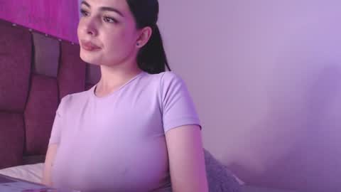 emily_w2 online show from July 14, 4:17 am