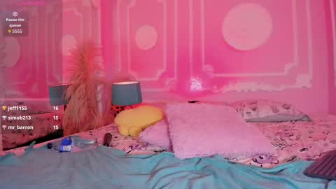 emilyborch online show from October 21, 2:54 pm