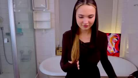 Emily online show from January 15, 6:14 pm