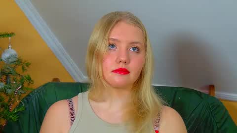 Emily online show from December 21, 6:28 am