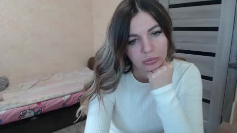 emilyfork online show from December 15, 7:46 am