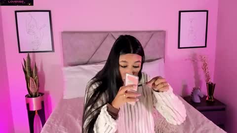 Emily online show from December 2, 10:28 am