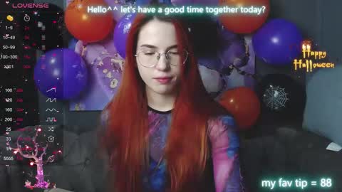 EmilyKents online show from October 29, 2:16 am