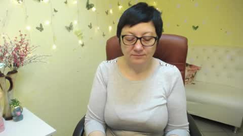 Emily online show from April 28, 6:50 am