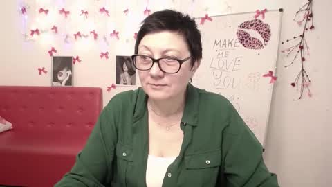 Emily online show from March 1, 6:40 pm