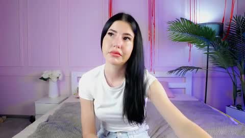 Emily online show from June 8, 1:28 am