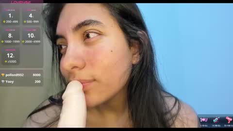 Emily online show from November 17, 9:32 am