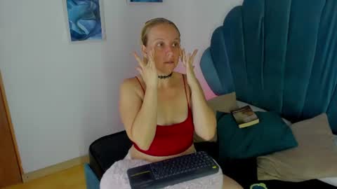 Summer 3 online show from August 5, 11:00 pm