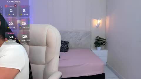 Emily online show from September 19, 4:11 am