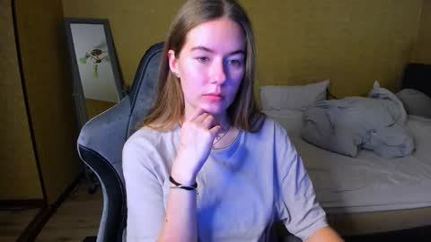 Emily online show from February 11, 3:35 pm