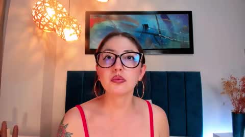 Emilyy Watson online show from January 14, 10:59 pm