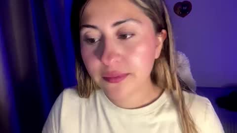 Emma Is here online show from October 23, 11:00 pm