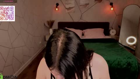 Emma online show from May 1, 9:01 am