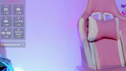 emma_ayala online show from June 12, 7:33 pm