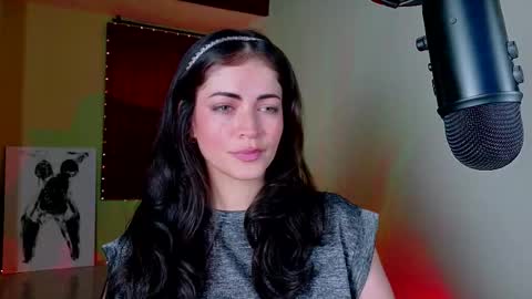 Emma online show from November 23, 8:43 pm