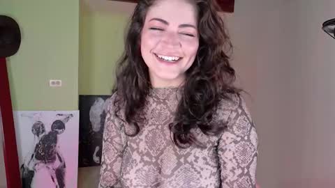 Snapshot of emma_blanco chatting on September 18, 2:15 pm Emma online show from September 18, 2:15 pm