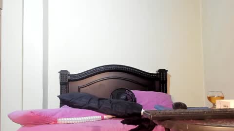 Snapshot of emma_brown777 chatting on January 22, 12:38 am ALBA online show from January 22, 12:38 am