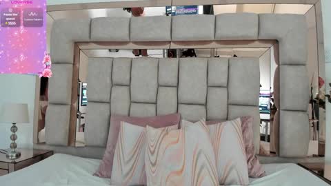 Emma Castillo online show from January 22, 12:17 pm