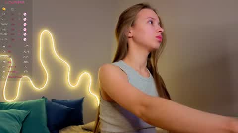 Emma online show from June 26, 2:13 am