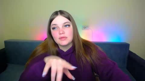 Snapshot of emma_dorn chatting on February 15, 5:19 am Eva online show from February 15, 5:19 am