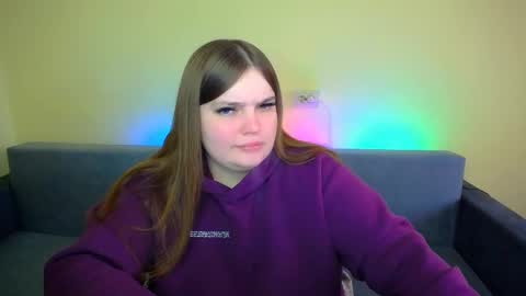 Snapshot of emma_dorn chatting on February 12, 12:01 pm Eva online show from February 12, 12:01 pm