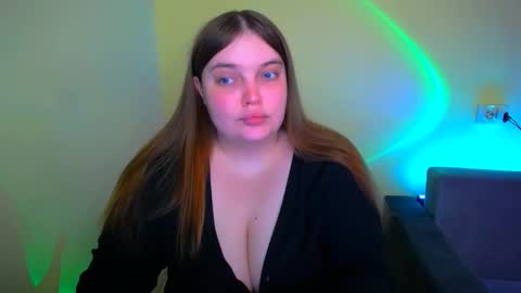 Snapshot of emma_dorn chatting on September 9, 5:51 am Eva online show from September 9, 5:51 am