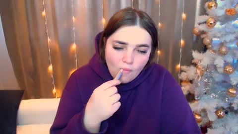 Snapshot of emma_dorn chatting on January 12, 7:32 am Eva online show from January 12, 7:32 am