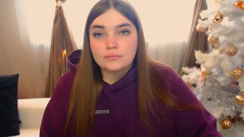 Snapshot of emma_dorn chatting on January 13, 11:30 am Eva online show from January 13, 11:30 am