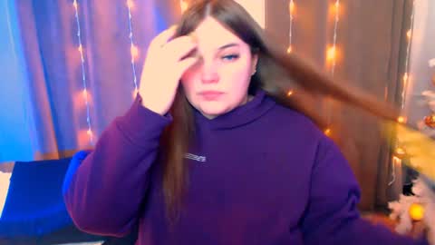 Snapshot of emma_dorn chatting on December 30, 8:32 am Eva online show from December 30, 8:32 am