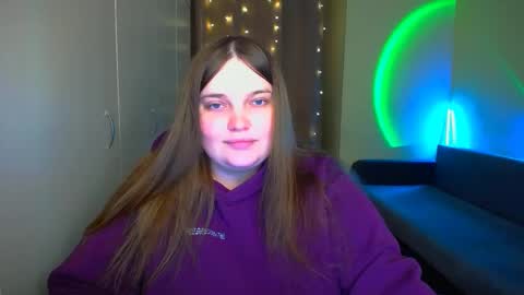 Snapshot of emma_dorn chatting on October 19, 4:25 am Eva online show from October 19, 4:25 am
