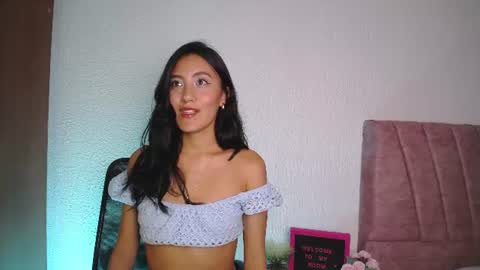 Emma Glow online show from August 8, 11:24 pm