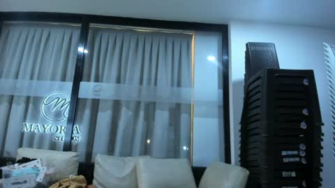 emma_jhoons online show from July 12, 4:02 am