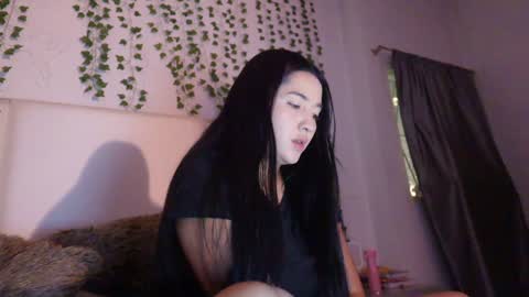 Snapshot of emma_johnson_ chatting on September 9, 3:17 am emma_johnson_ online show from September 9, 3:17 am
