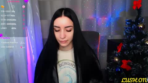 Snapshot of emma_jordan chatting on January 6, 10:35 am Emma online show from January 6, 10:35 am