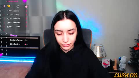 Snapshot of emma_jordan chatting on January 15, 11:43 am Emma online show from January 15, 11:43 am
