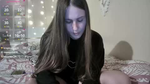 emma_just online show from September 12, 5:31 pm