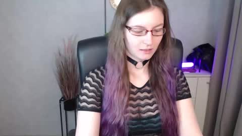 emma online show from October 22, 5:34 am