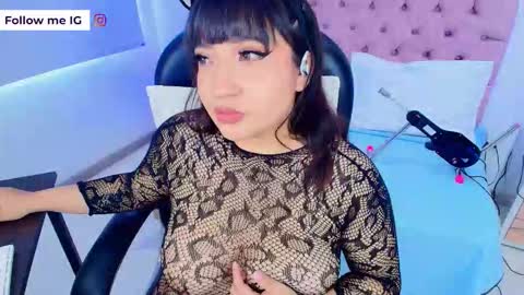 Emma Monserratt online show from February 20, 7:37 pm