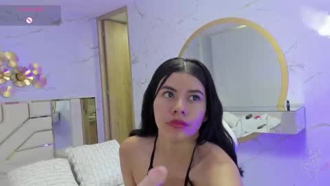 Emma online show from December 14, 6:20 pm