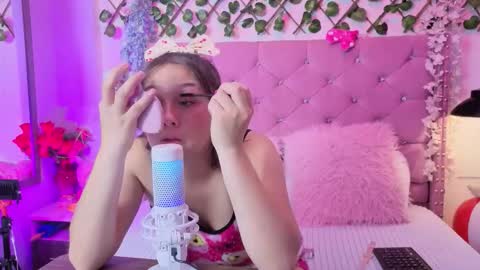 Emma online show from March 14, 4:30 pm